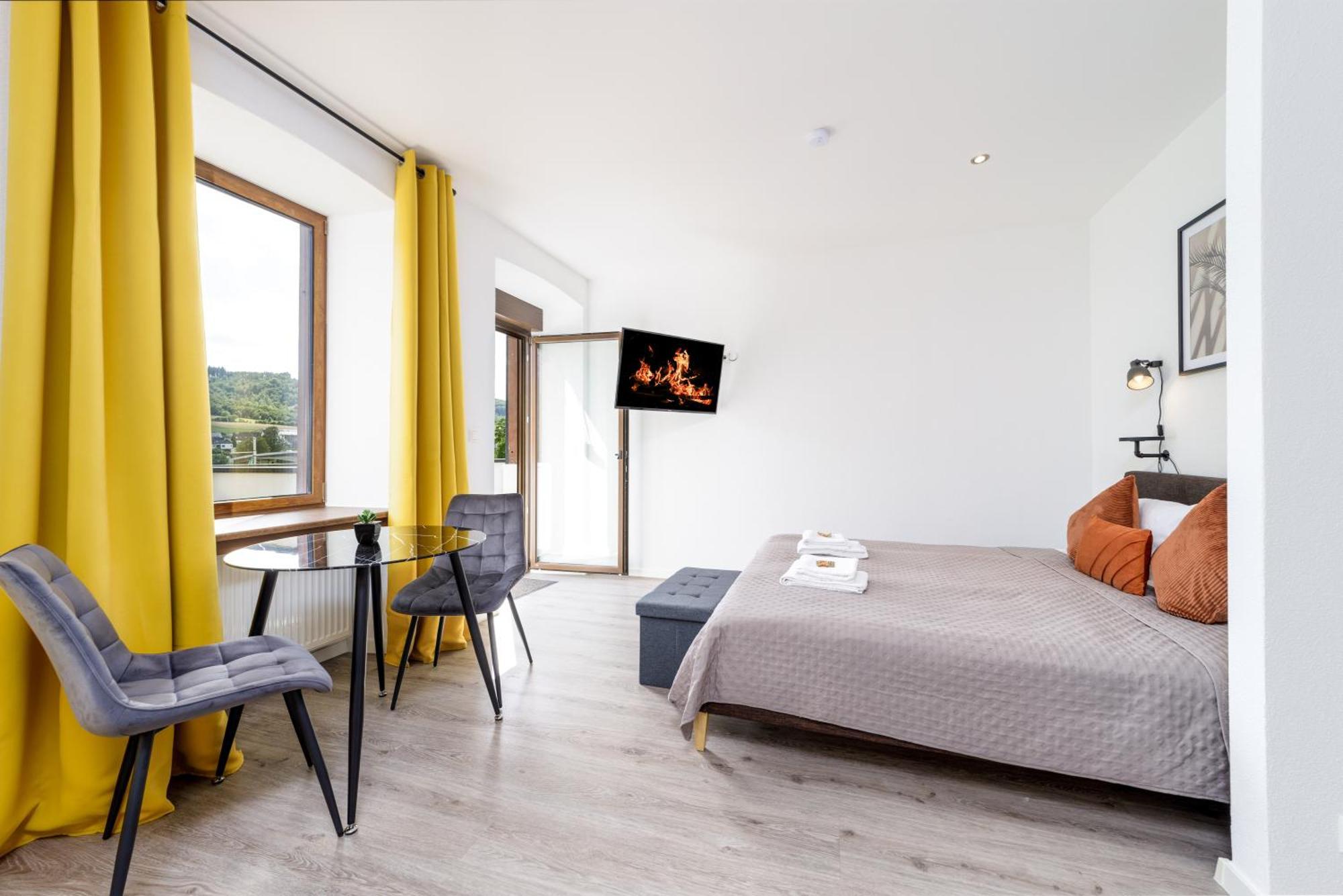 Vonmos Moselblick Apartments Kinheim Exterior photo